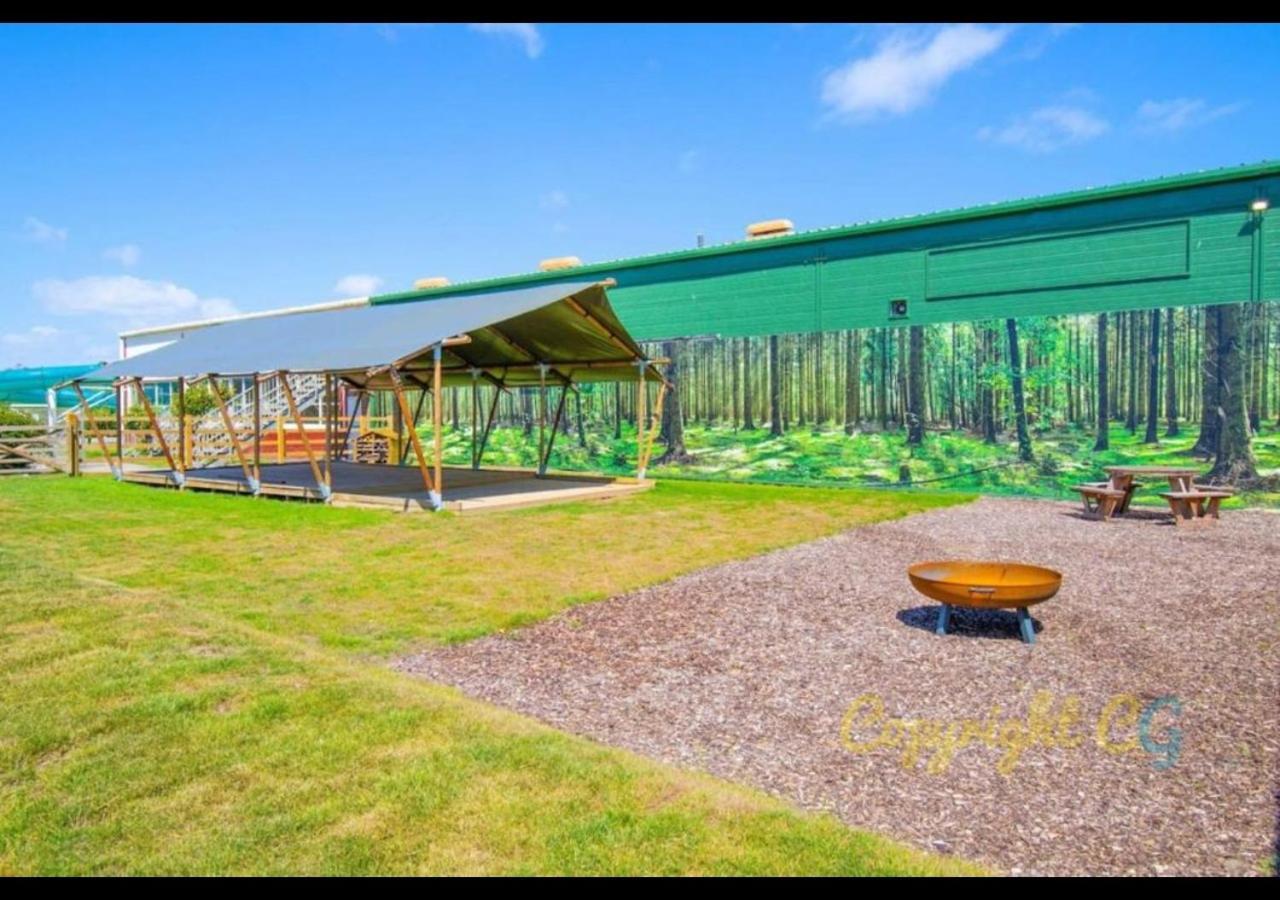 Mp768 - Camber Sands Holiday Park - Huge Lodge - Small Dog Friendly - Sleeps 8 Kültér fotó