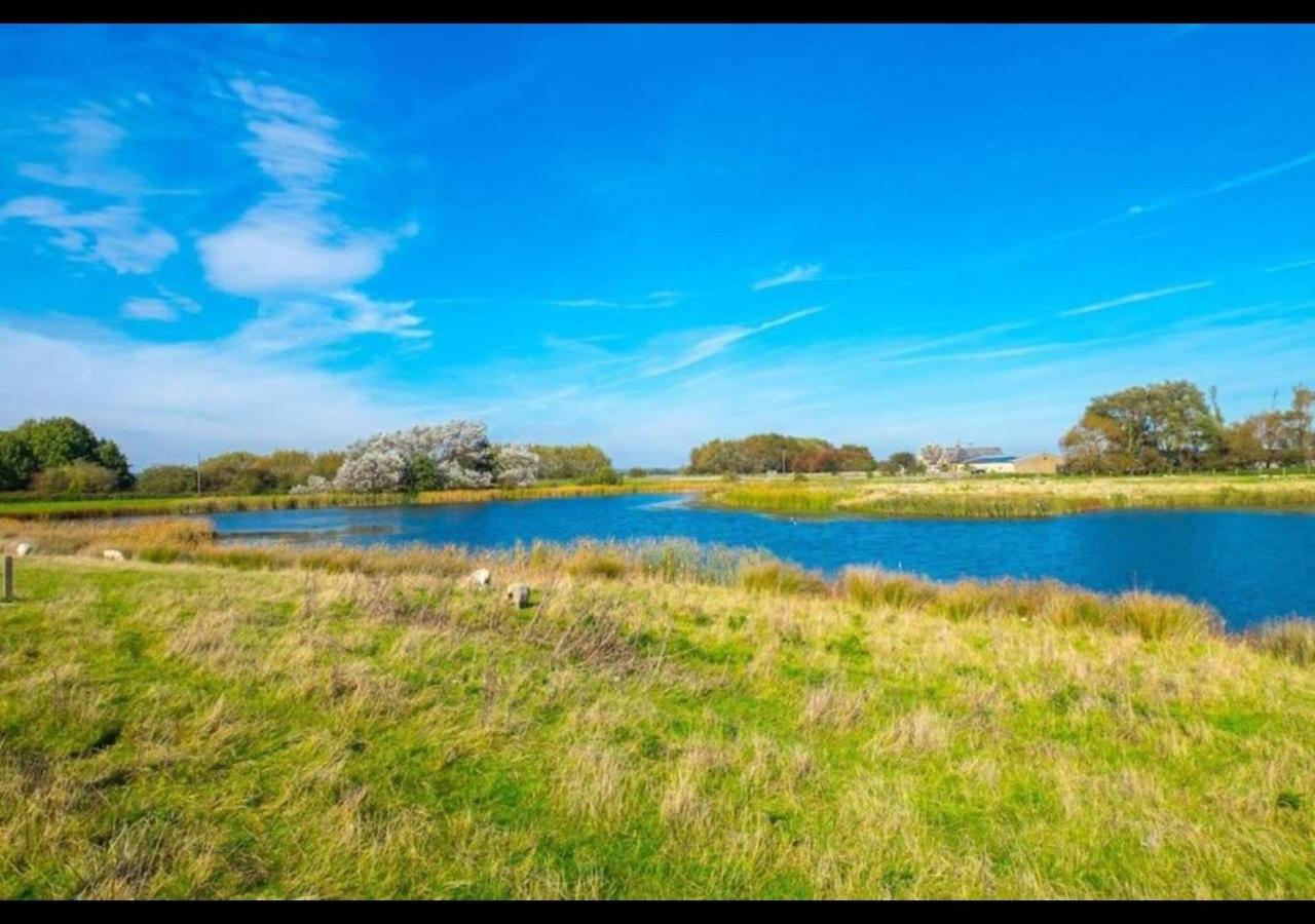 Mp768 - Camber Sands Holiday Park - Huge Lodge - Small Dog Friendly - Sleeps 8 Kültér fotó