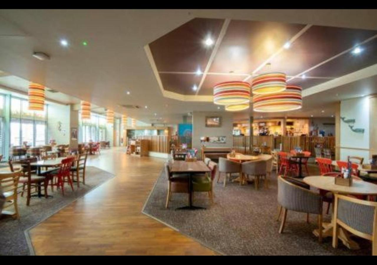 Mp768 - Camber Sands Holiday Park - Huge Lodge - Small Dog Friendly - Sleeps 8 Kültér fotó