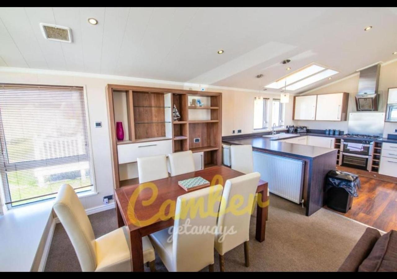 Mp768 - Camber Sands Holiday Park - Huge Lodge - Small Dog Friendly - Sleeps 8 Kültér fotó